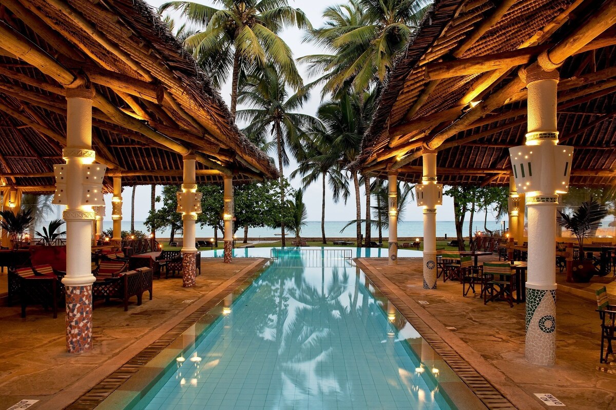 Neptune Village Beach Resort & Spa All Inclusive – hotel photo
