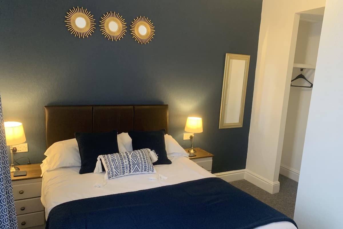 Standard Double Room Single Use, 1 Katil Kelamin (Double) | Meja, seterika/papan seterika, Wi-fi percuma, cadar katil