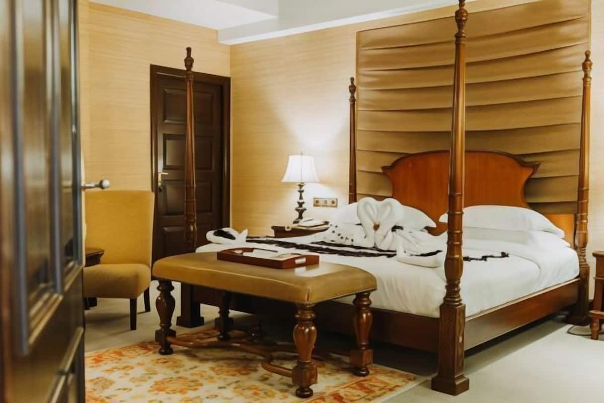 1 bedroom, minibar, in-room safe, desk