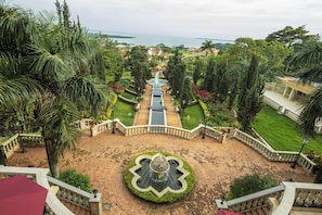 Front of property - Lake Victoria Serena Golf Resort & Spa (Kampala)