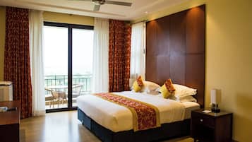 Family Apartment | Premium bedding, memory-foam beds, minibar, in-room safe