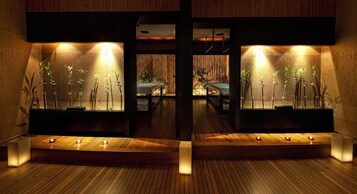 Salas para tratamentos a dois, aromaterapia, massagens suecas, massagens