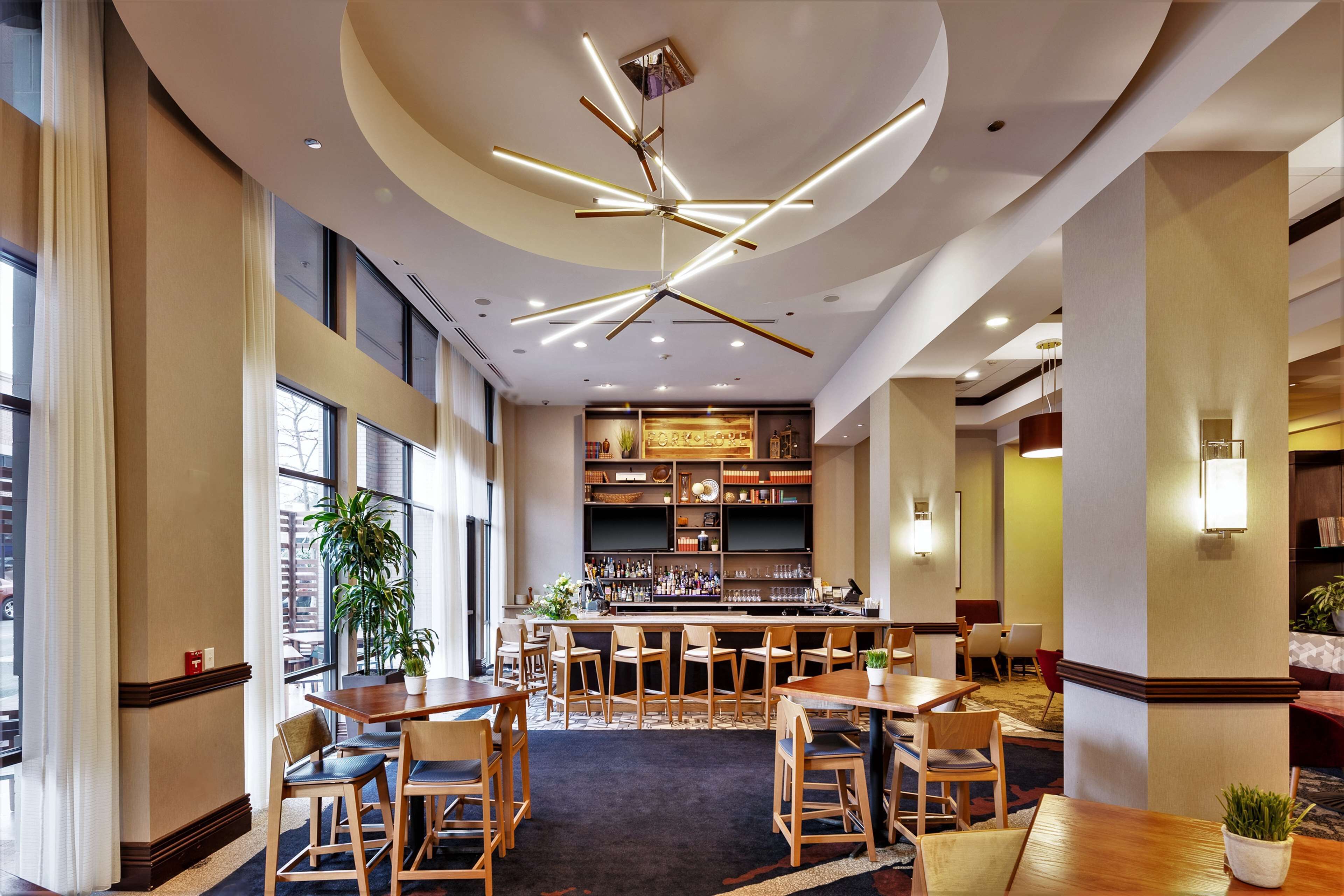 Café da manhã, almoço e jantar