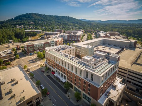 Hilton Asheville Biltmore Park - Image 9