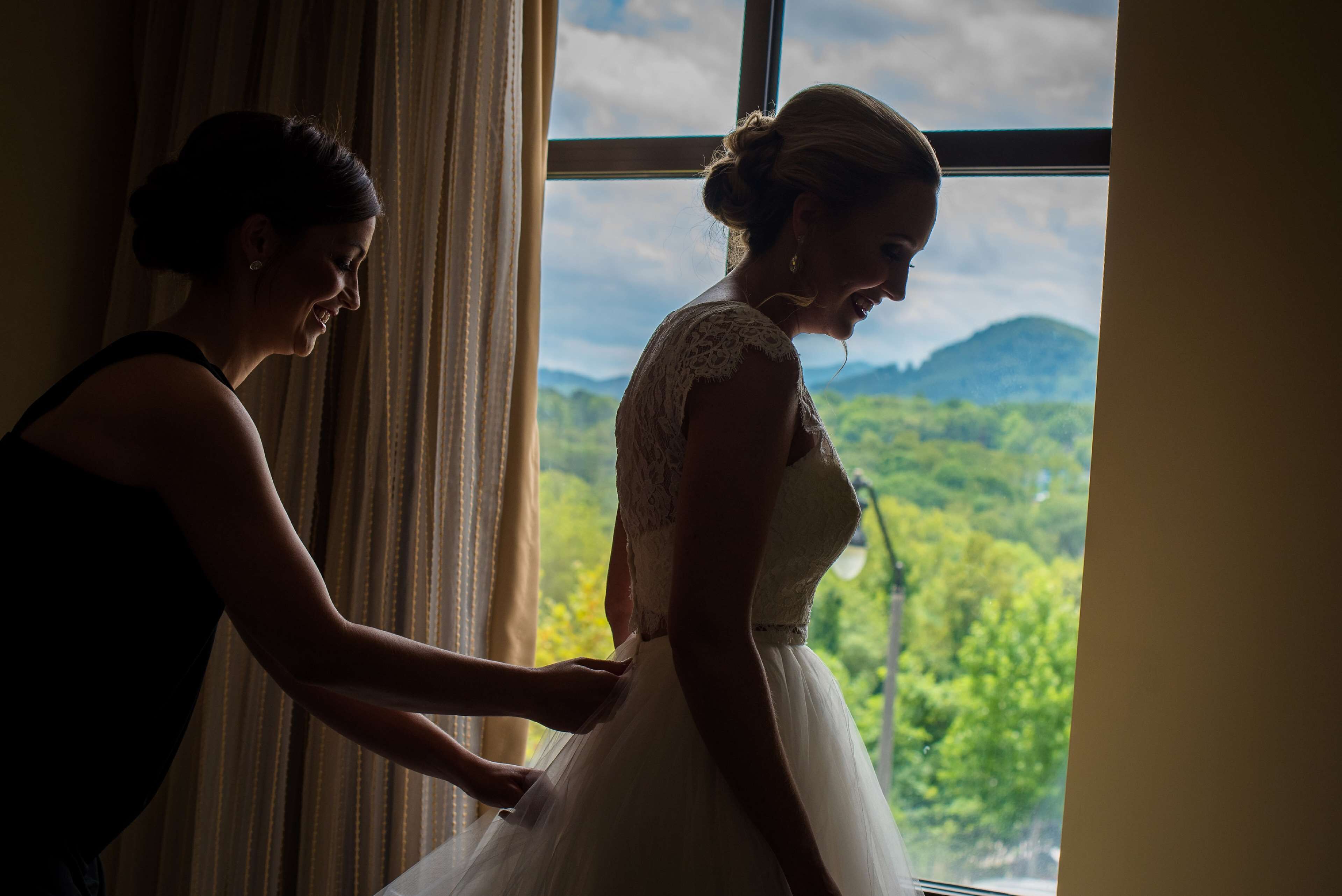 in-room safe, desk, laptop workspace, blackout curtains