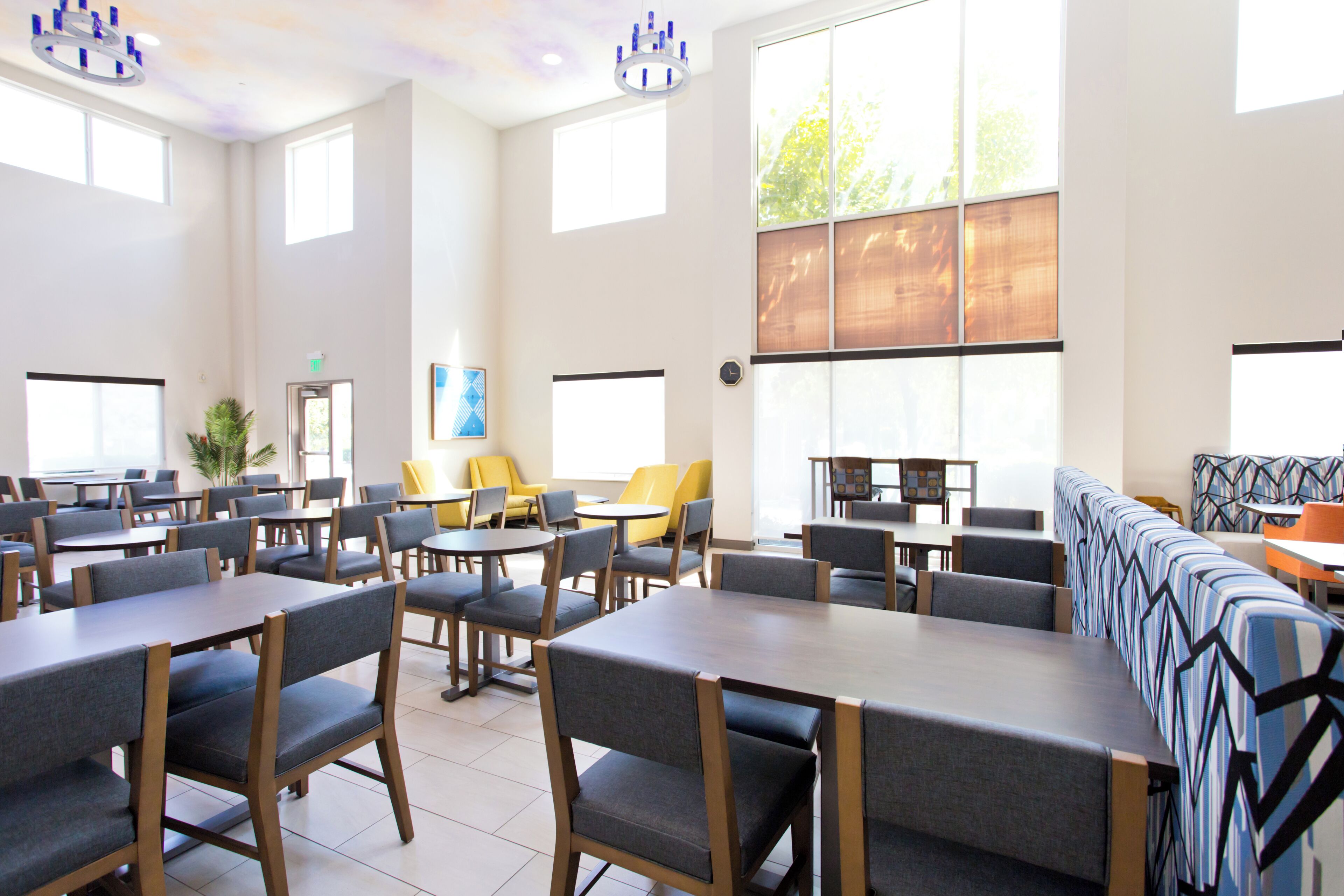 Photo - Holiday Inn Express & Suites Sacramento NE Cal Expo by IHG