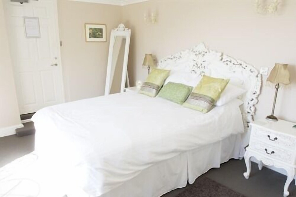Premium Double Room, 1 King or 1 Queen Bed, Ensuite