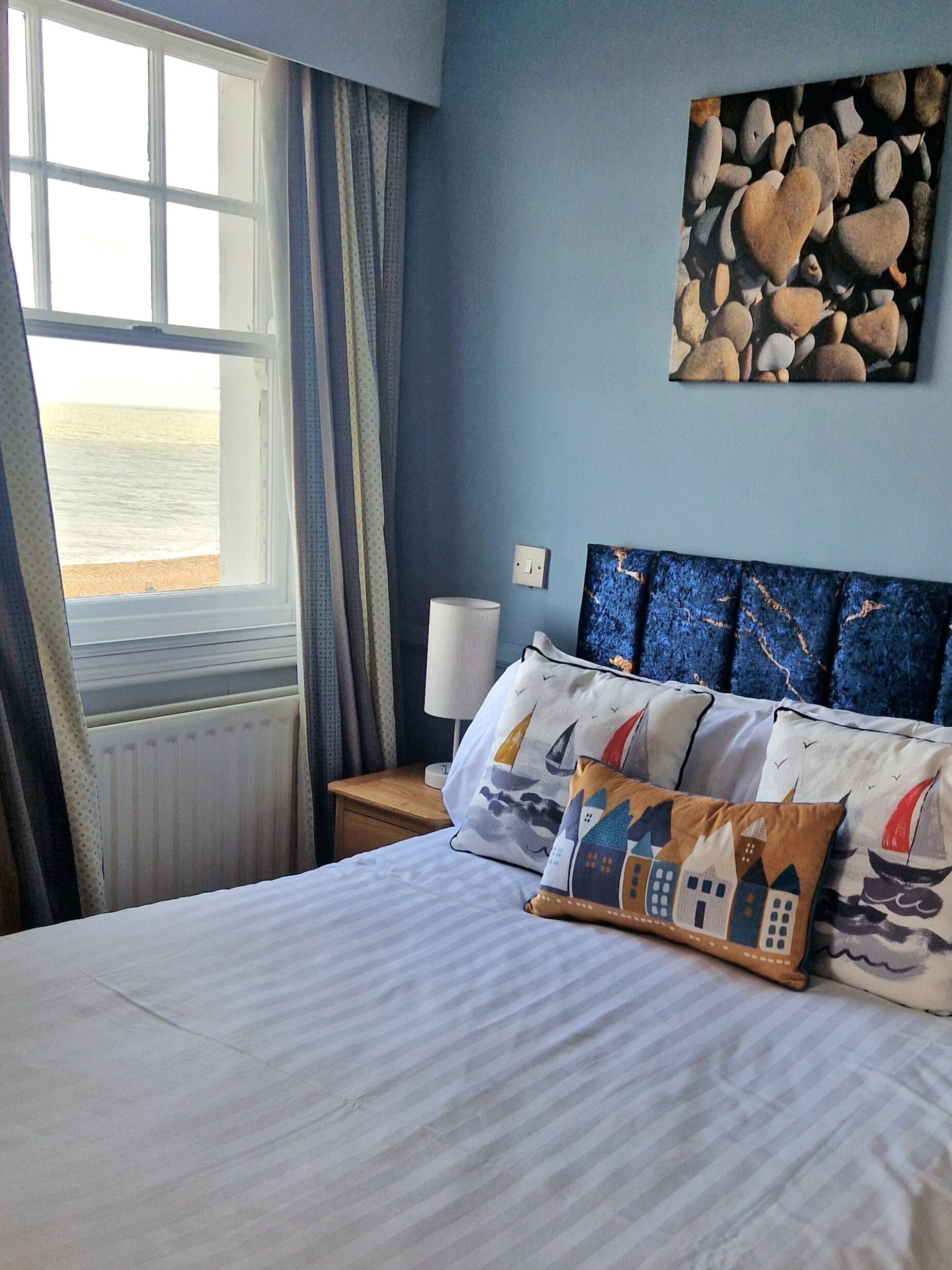 Kamar Double Standar, ensuite, pemandangan laut