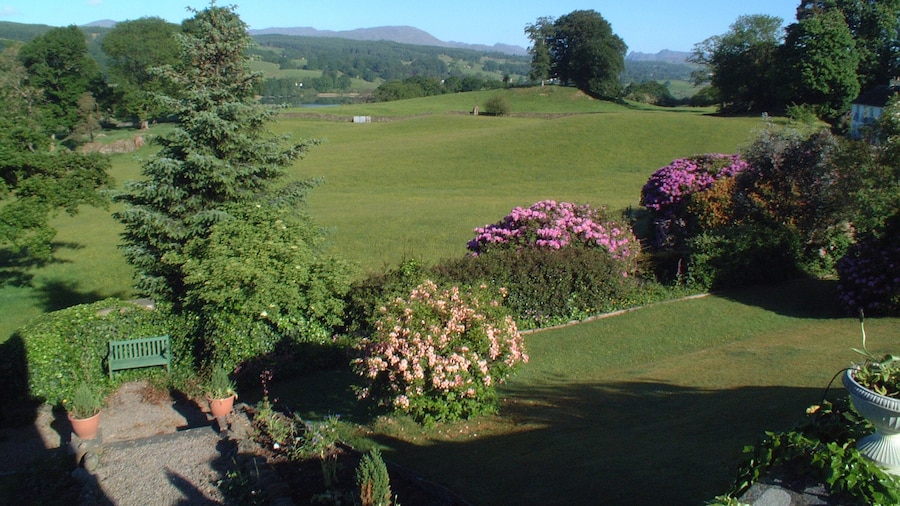 Ees Wyke Country House