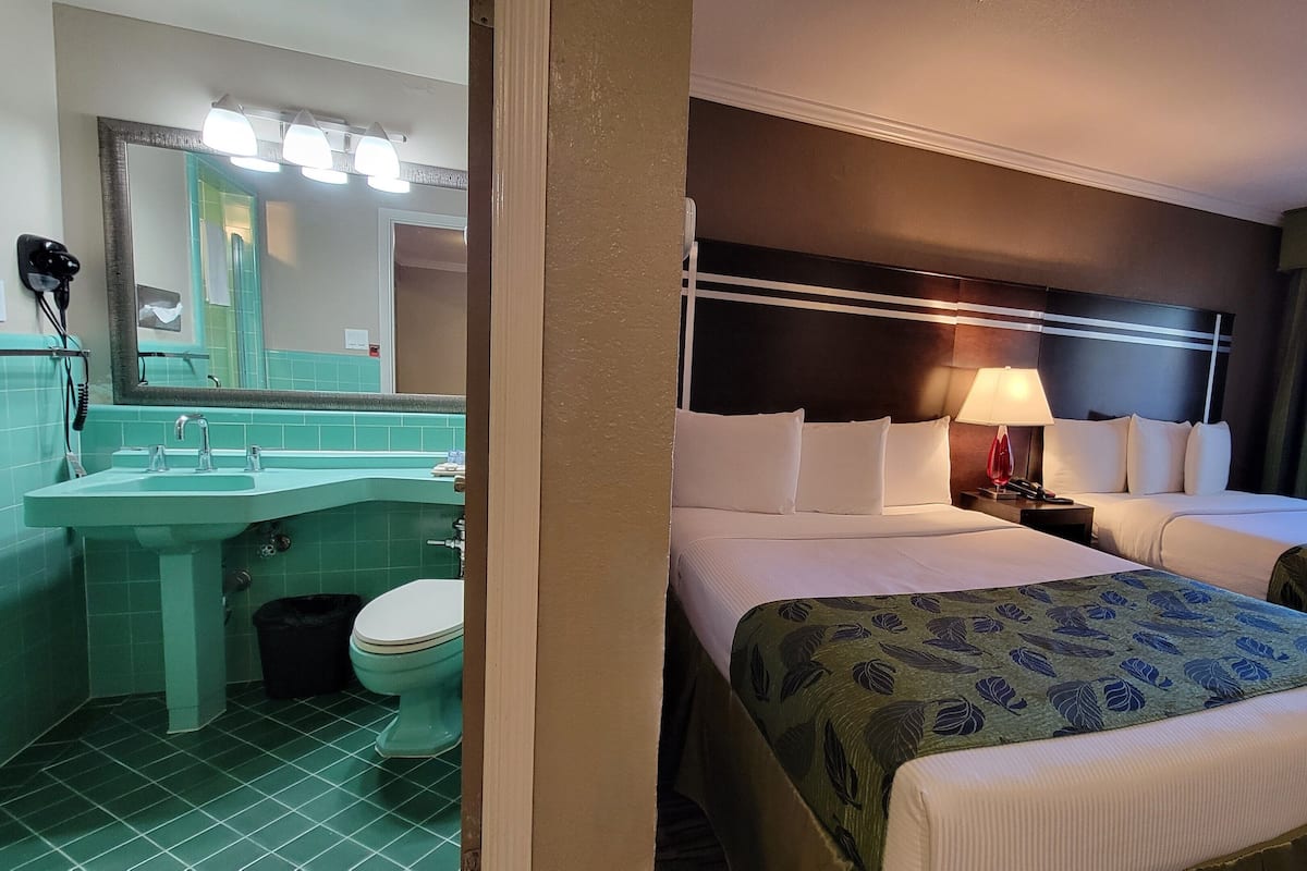 1 bedroom, hypo-allergenic bedding, in-room safe, desk