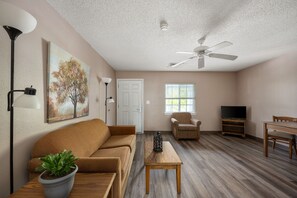 Chambre Double | Coin séjour