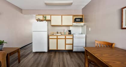 Affordable Suites Greenville