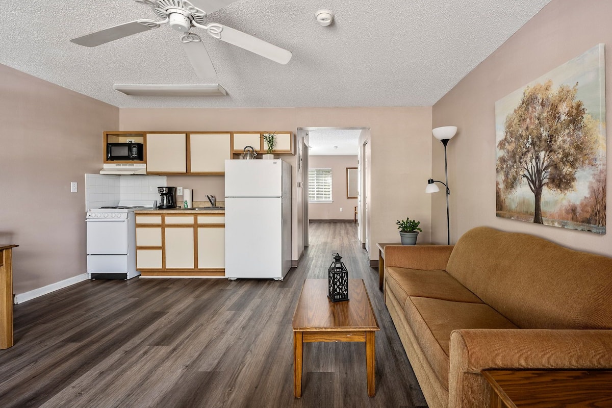 basic double room | free wifi, bed sheets