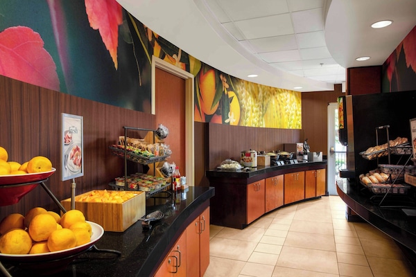 Free daily self-service breakfast