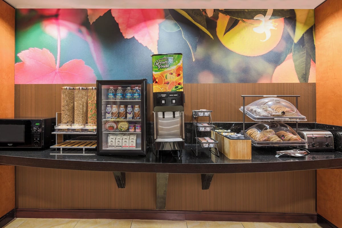 free daily self-service breakfast