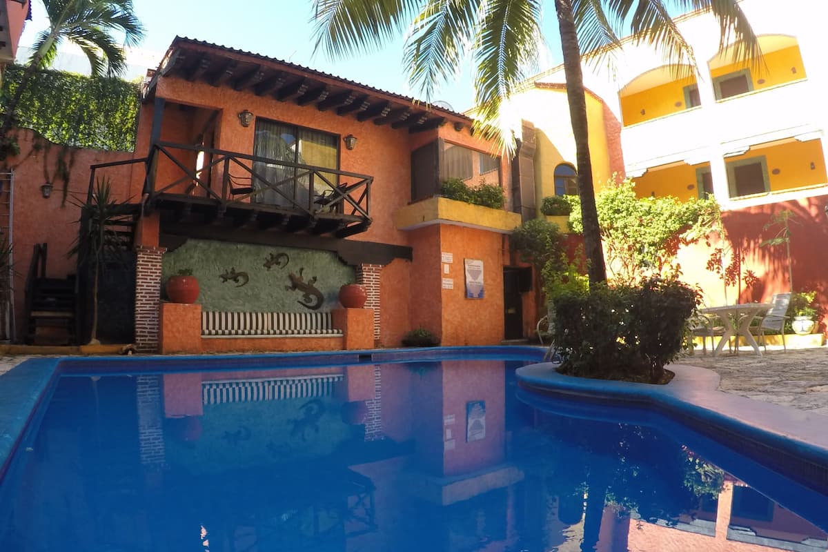 Master Suite King Size | Outdoor pool