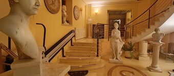 Hotel Seccy Boutique Art & Museum