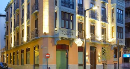 Suites Gran Via 44 Apartahotel