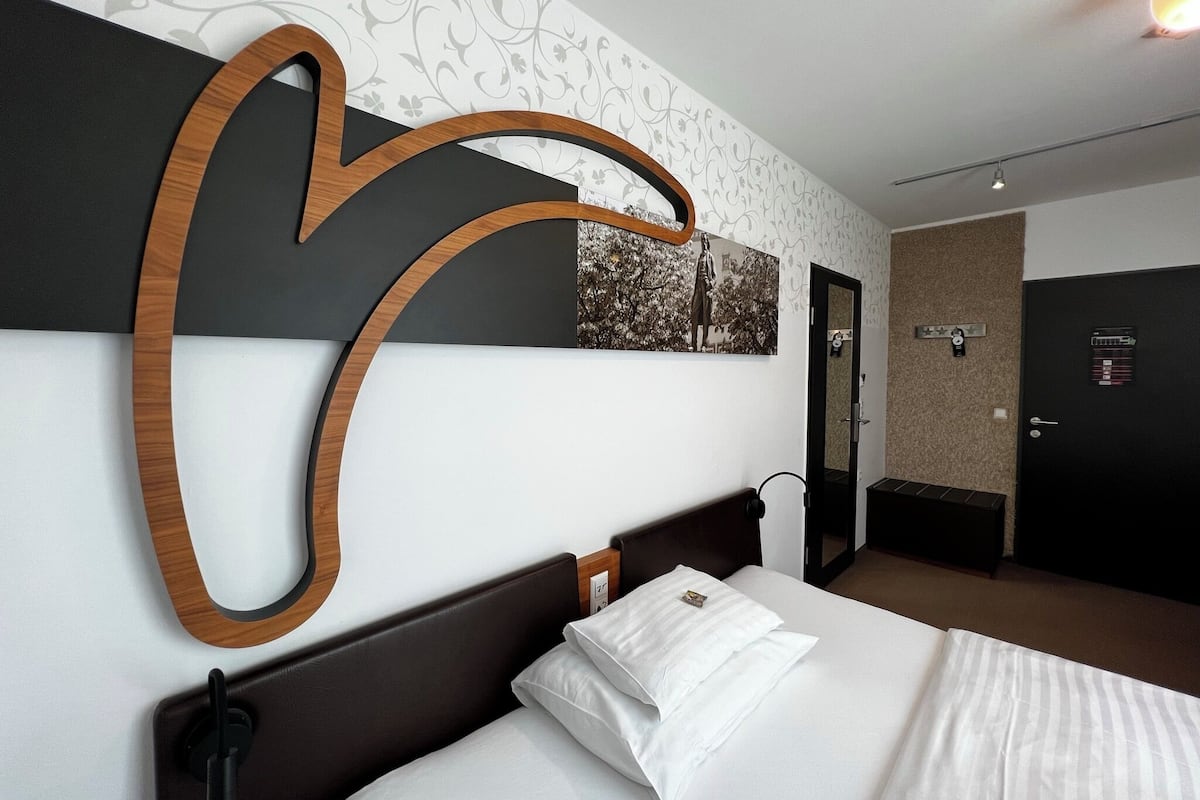 Business Single Room