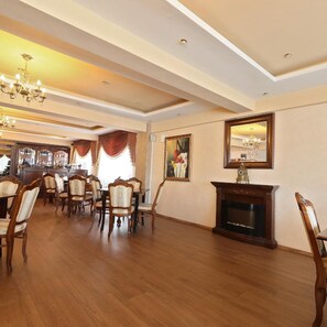 Dining - Impero Hotel (Oradea)