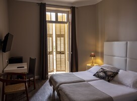 Superior Double or Twin Room, Sea View | WiFi (free), bed sheets