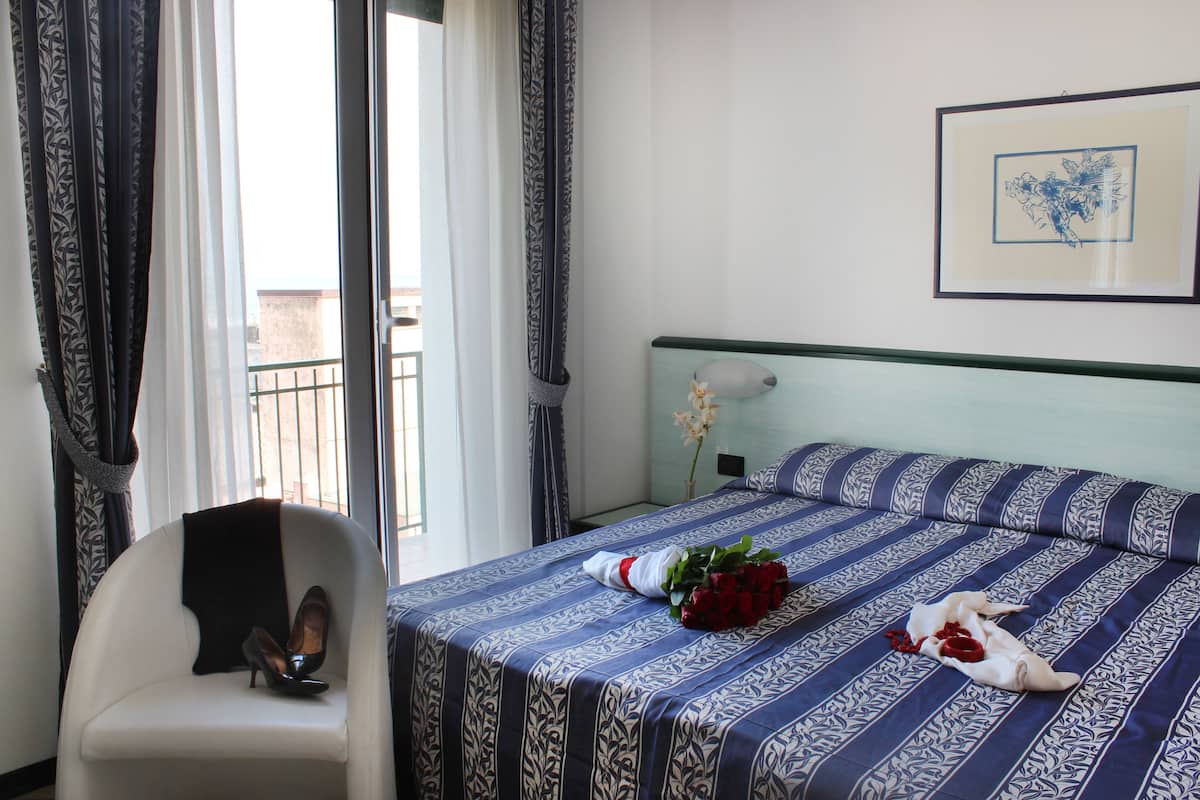 1 bedroom, minibar, in-room safe, desk