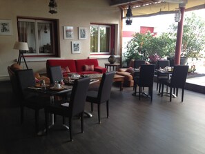 Dining - Hôtel Côté Patio  (Nîmes)