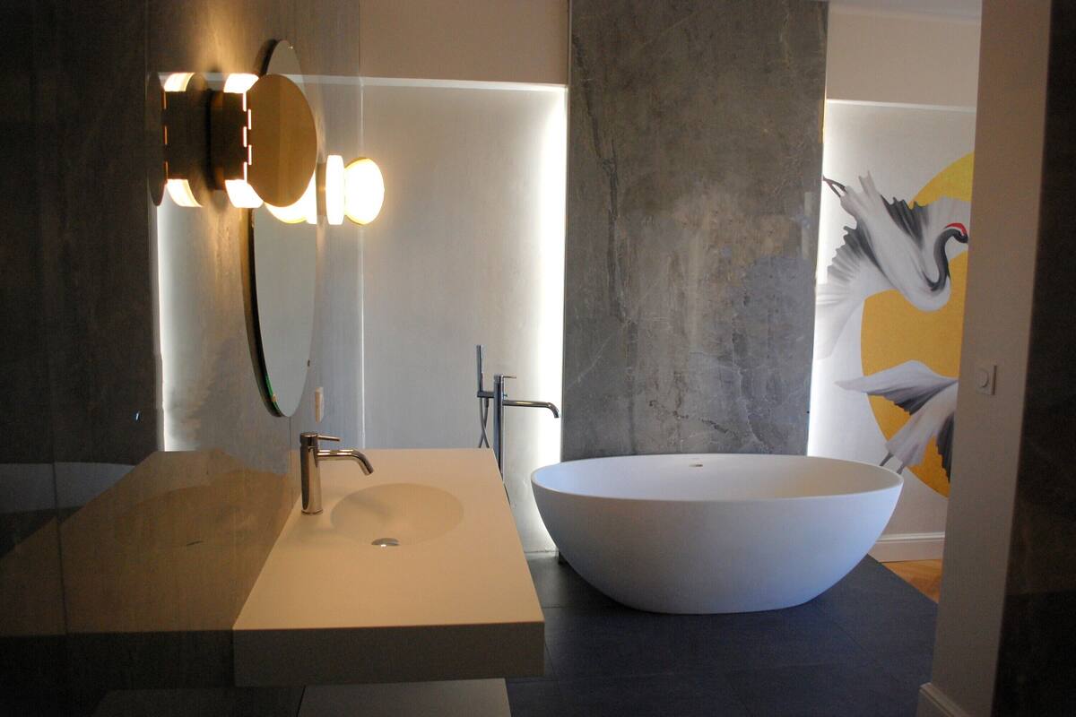 junior suite double or twin room( vue vallee) | bathroom | hair dryer, towels