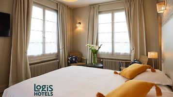 Premium Double Room | Premium bedding, individually decorated, desk, free WiFi