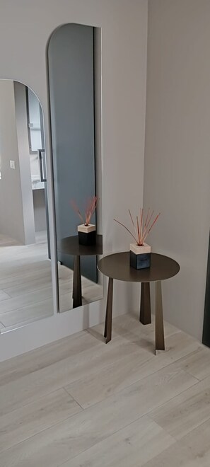 Junior Suite Deluxe with balcony and lake view