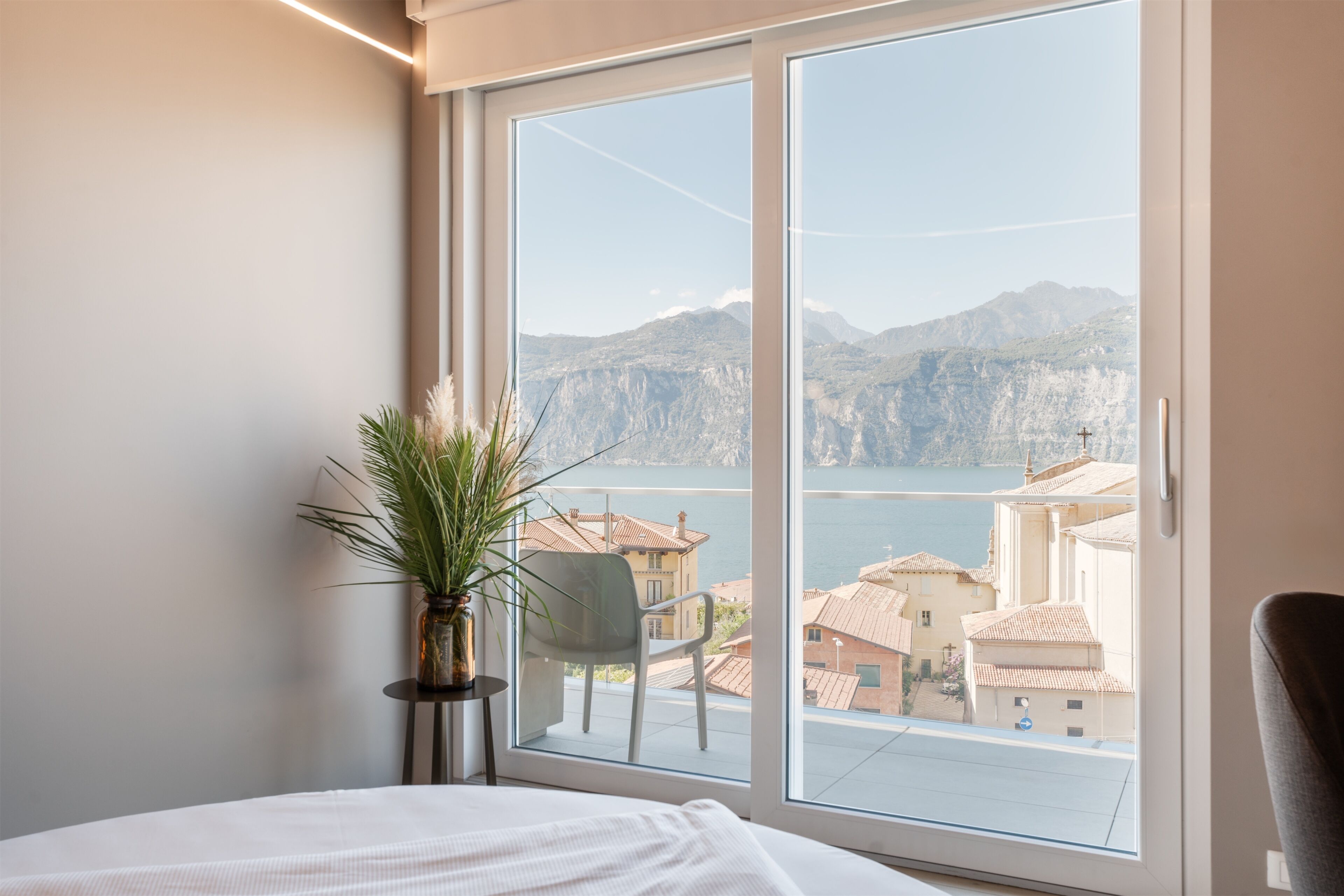 Junior Suite Deluxe with balcony and lake view | Ausblick vom Zimmer