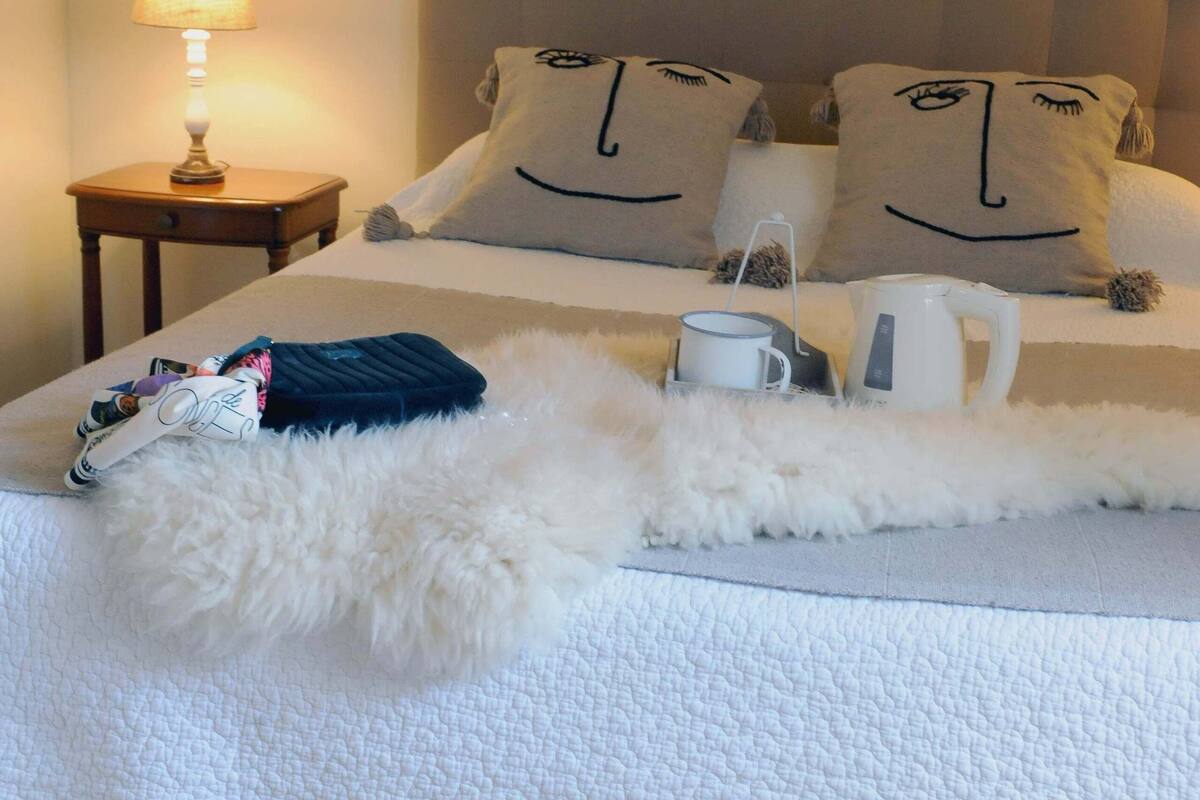 premium bedding, in-room safe, individually decorated