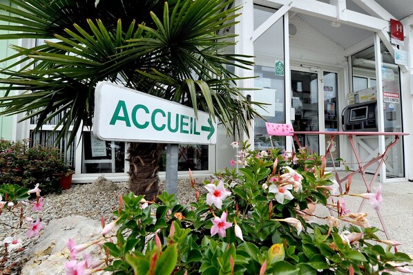 Property entrance - Fasthôtel Orléans Sud Zénith (Orléans)