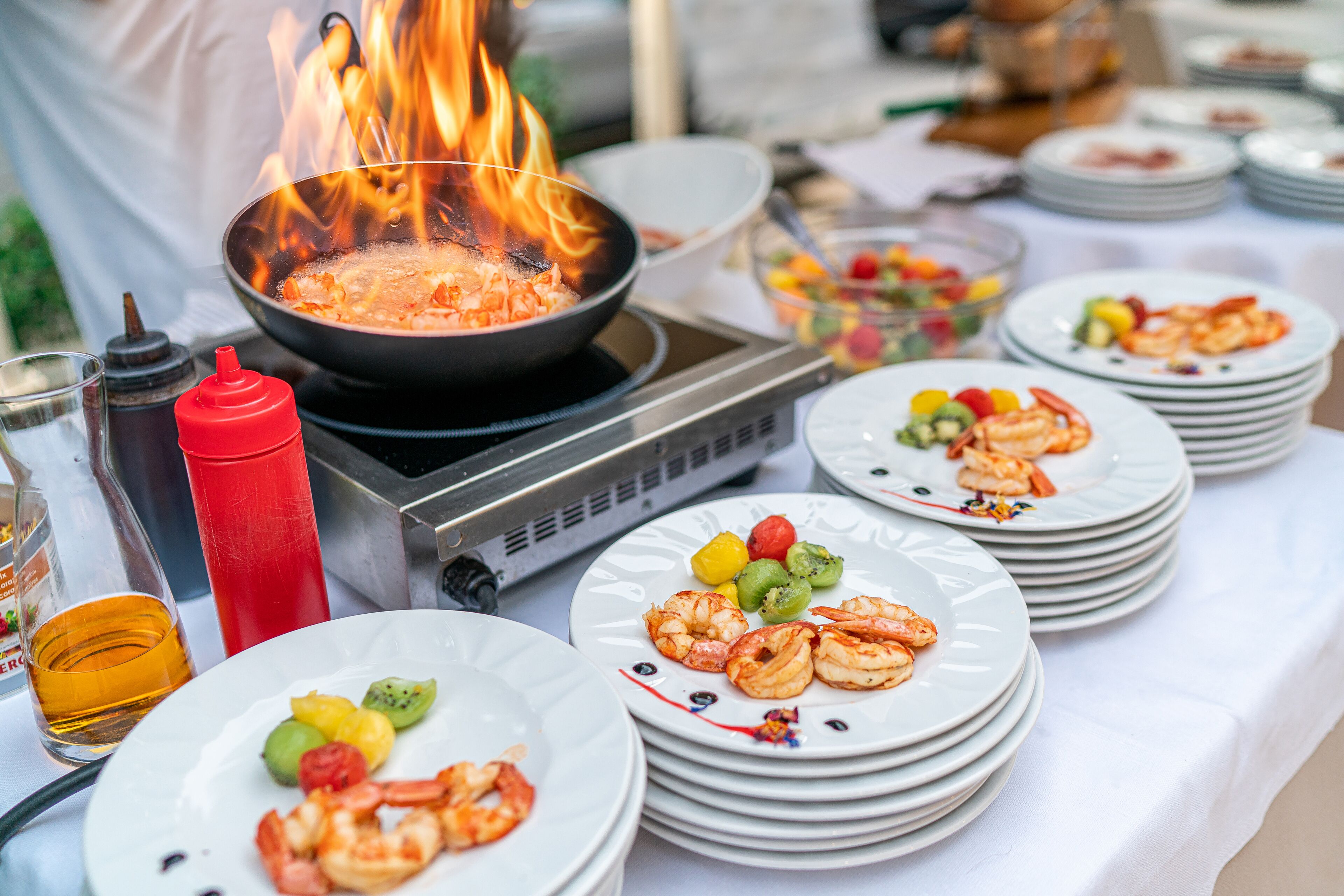 breakfast, lunch and dinner served