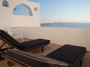 Standardzimmer (with extra bed) | Ausblick vom Zimmer