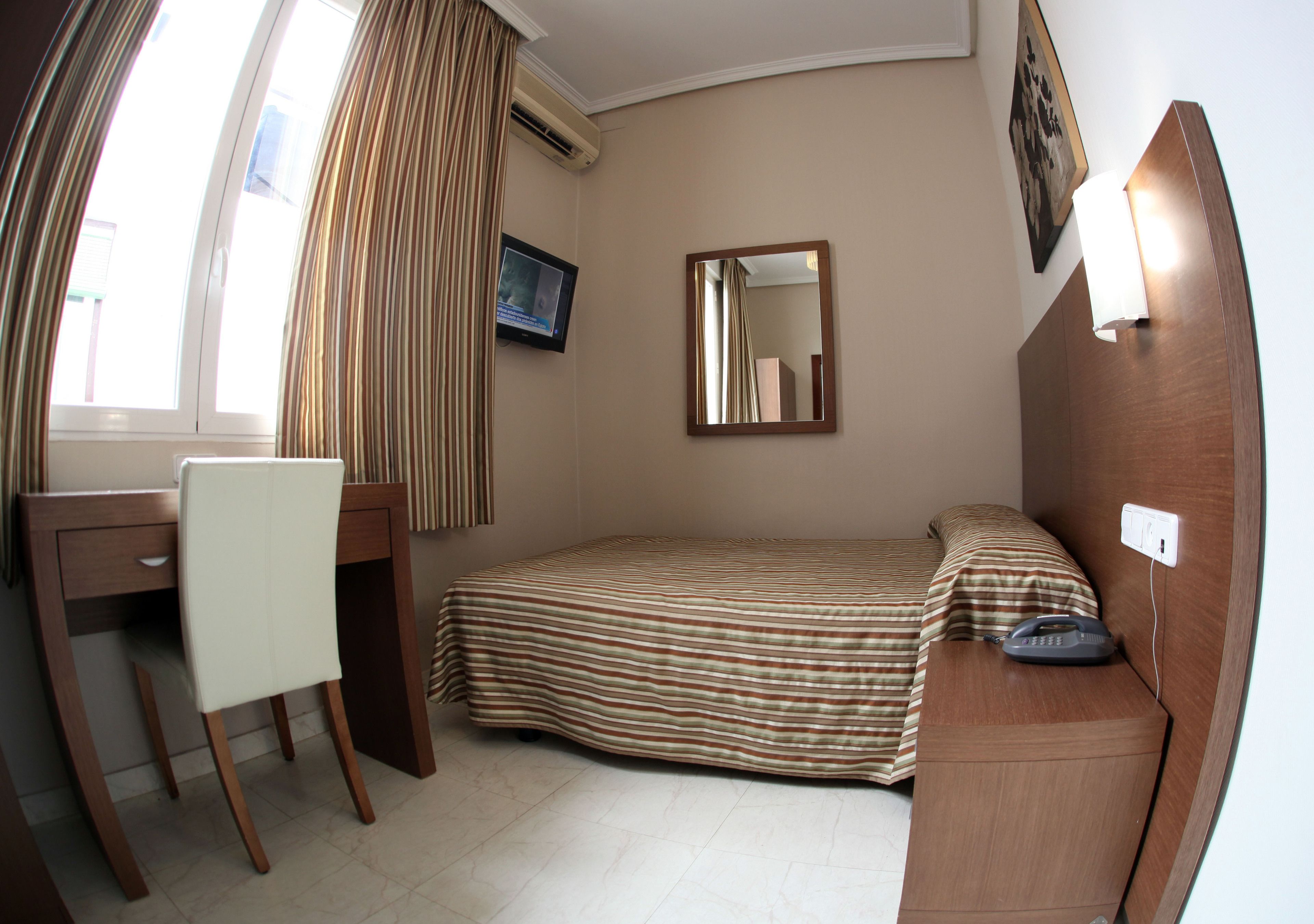 Foto - Hostal Atocha Almudena Martín