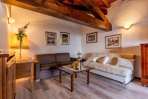 Suite (2 pax) | Escritorio, cortinas opacas, sistema de insonorización y wifi gratis