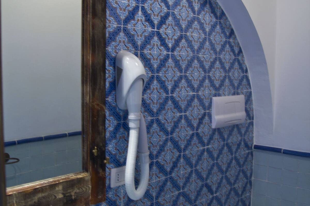 shower, free toiletries, hair dryer, bathrobes