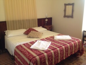 Single Room - B&B Alla Residenza Domus Minervae (Perugia)