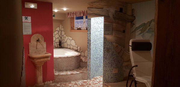 Bain à remous intérieur