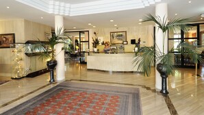 Lobby - Sa Punta (Begur)