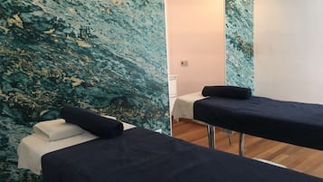 Couples treatment room(s), body treatments, hot stone massages