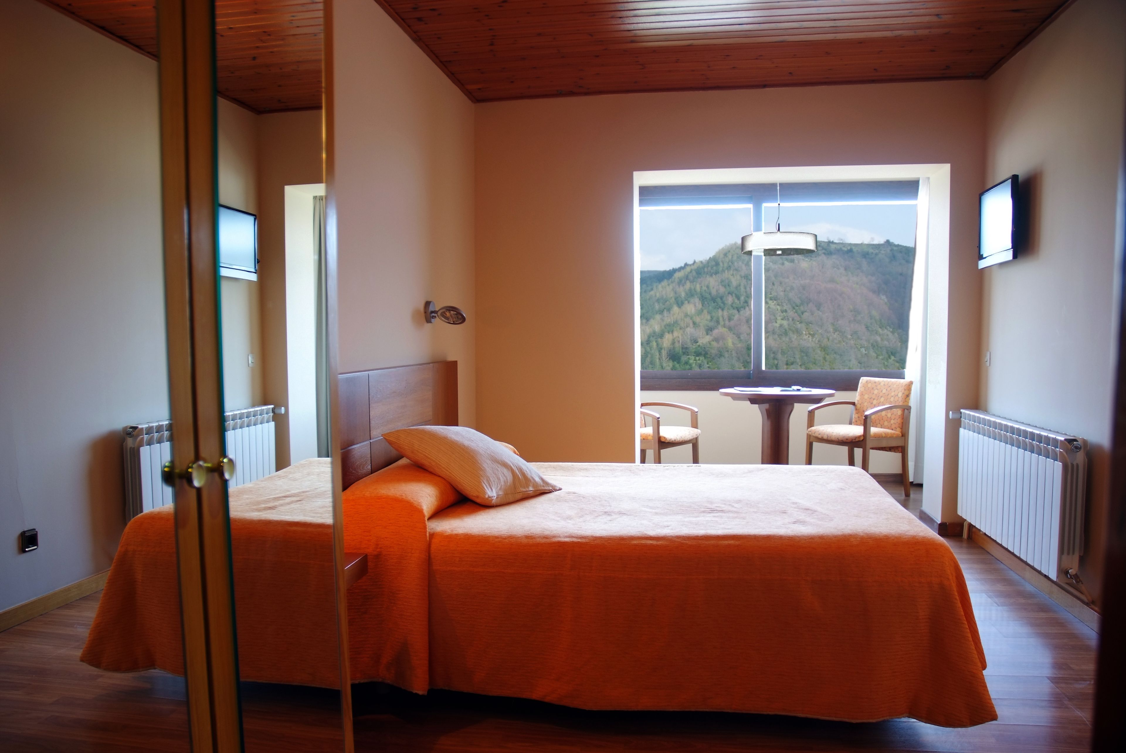 triple room | premium bedding, in-room safe, desk, blackout curtains