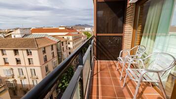 Triple Room, 3 Twin Beds | Balcony