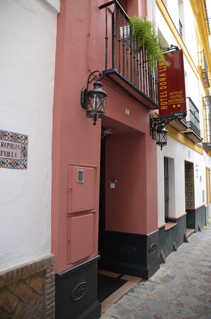 Exterior - Hotel Doña Lina (Seville)
