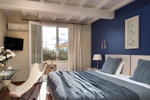 Superior Double Room, Pool View