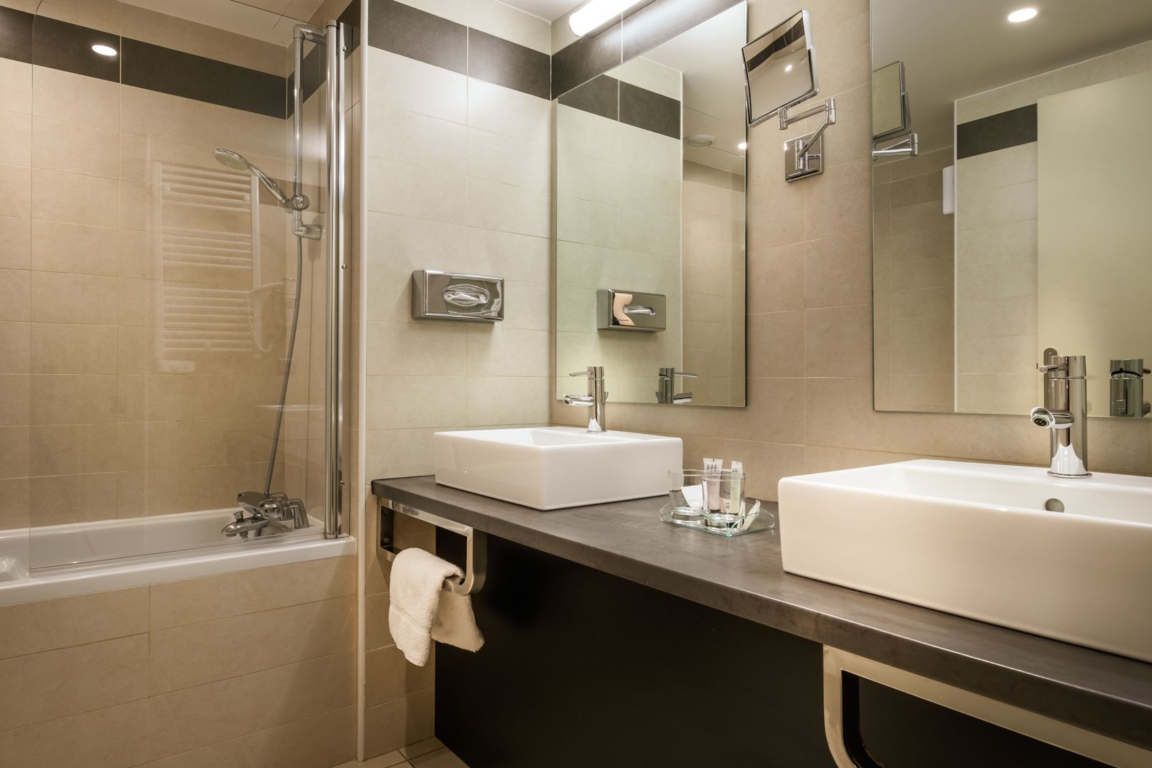 combined shower/bathtub, free toiletries, hair dryer, slippers