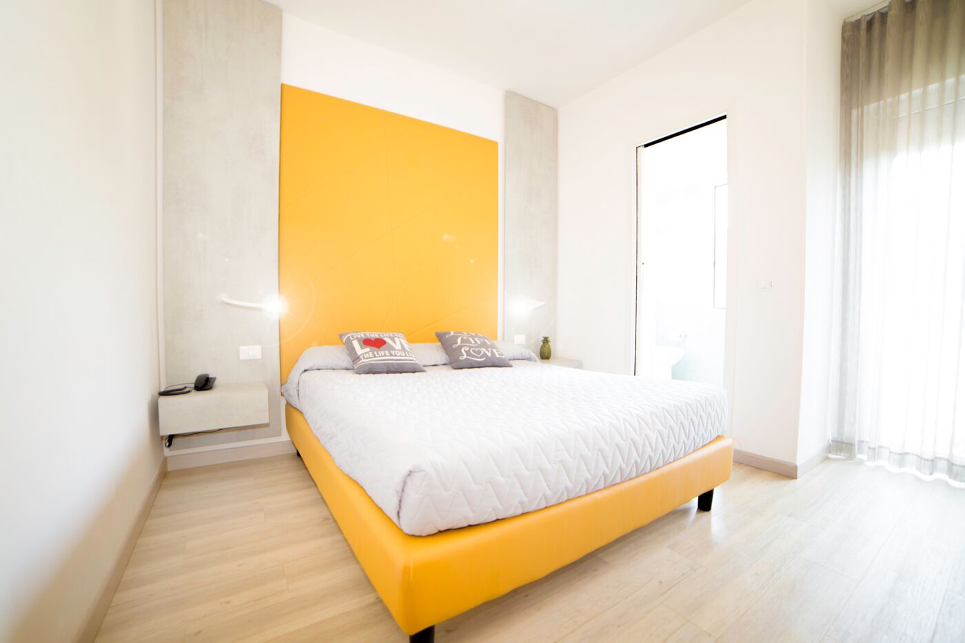 design double room, 1 bedroom, refrigerator, courtyard view | minibar, in-room safe, desk, free wifi