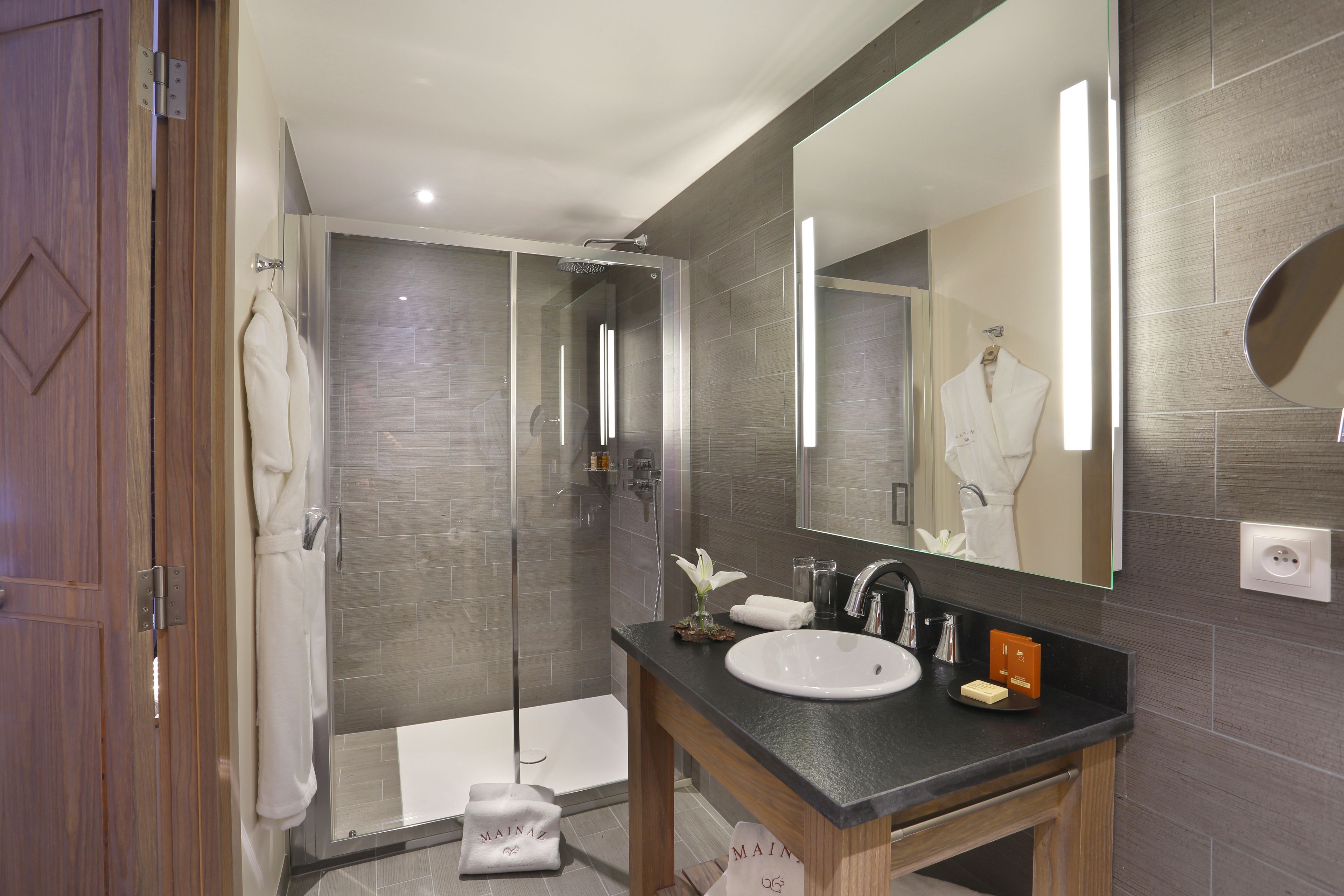 premium double room | bathroom | designer toiletries, hair dryer, bathrobes, slippers