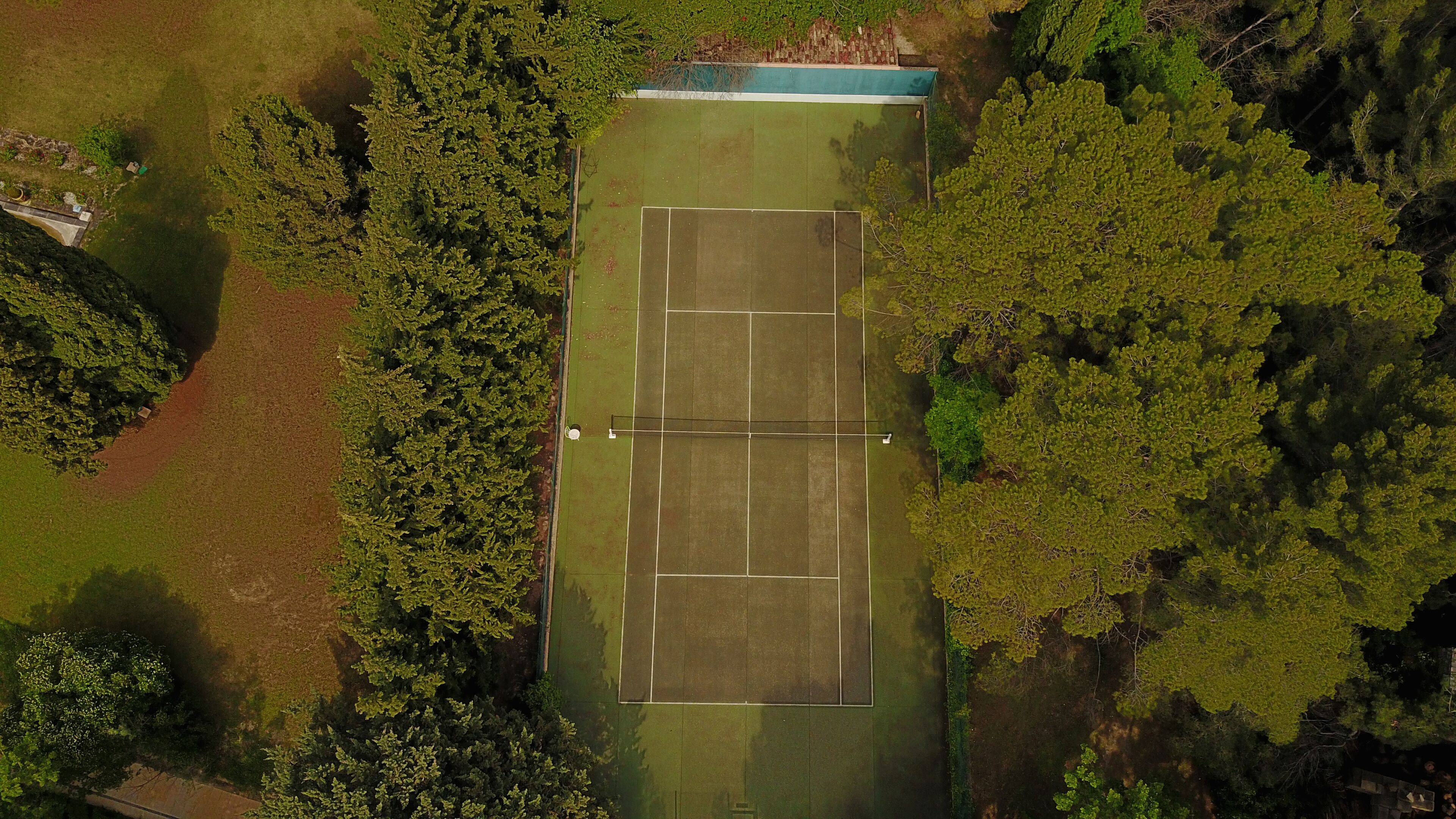 tennis court